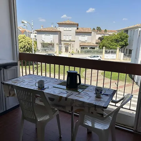 דירה Appt 2 Pieces Climatise Du Roi Gr710-1g לה-גרו-דו-רואה